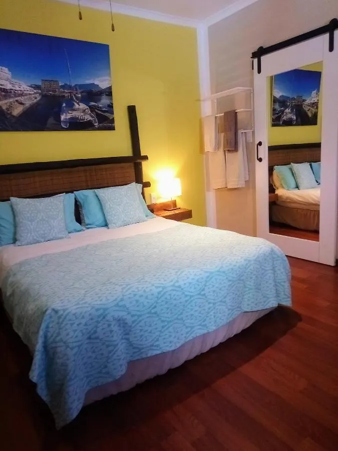 Guest house Khashamongo B & B Somerset West